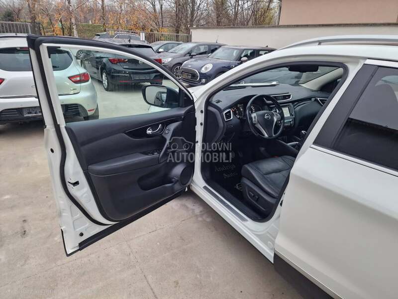Nissan Qashqai TECNA P E R L A BELA