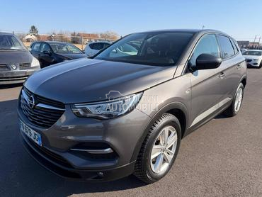 Opel Grandland X MATRIX FAROVI