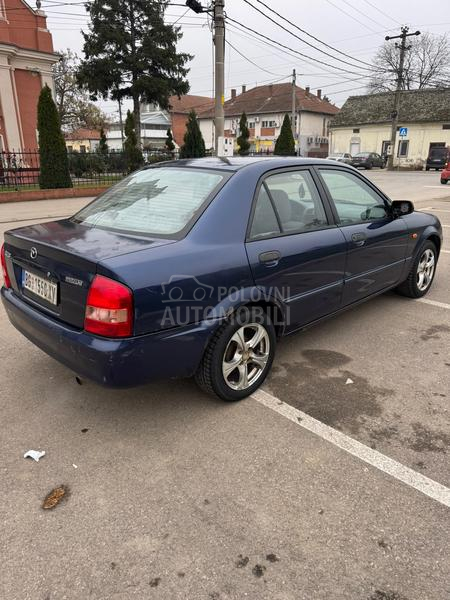 Mazda 323 