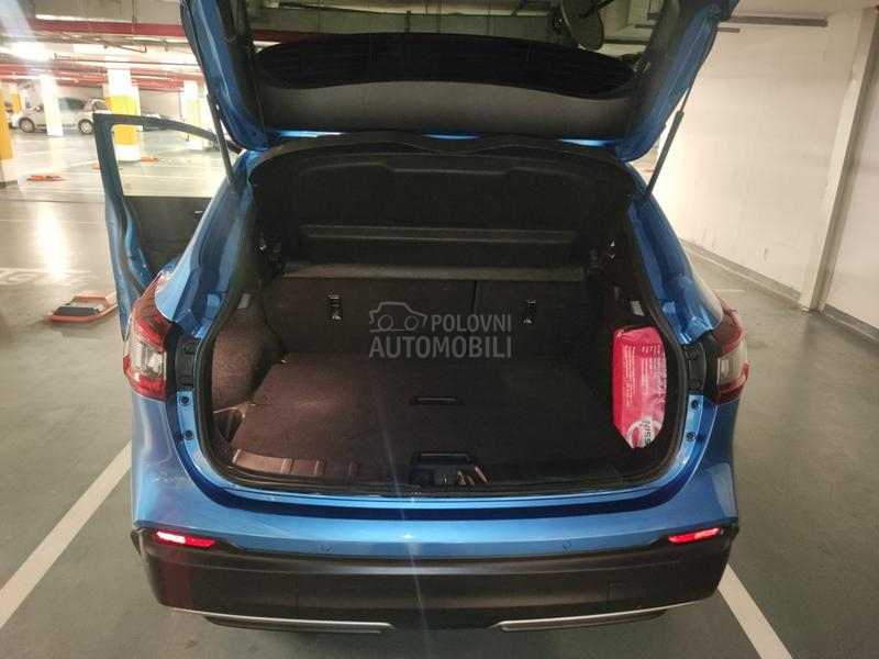 Nissan Qashqai 1.3DIG160 N-Connecta