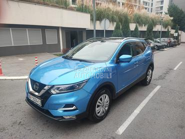 Nissan Qashqai 1.3DIG160 N-Connecta