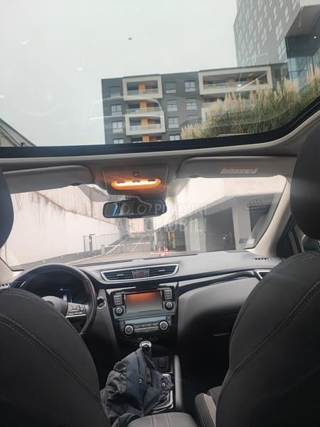 Nissan Qashqai 1.3DIG160 N-Connecta