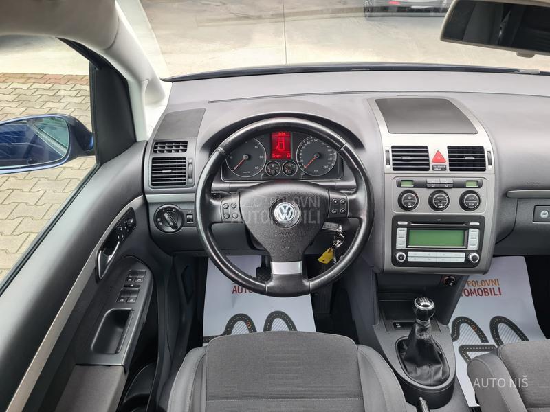 Volkswagen Touran HIGHLINE