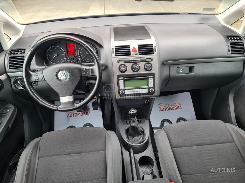 Volkswagen Touran HIGHLINE