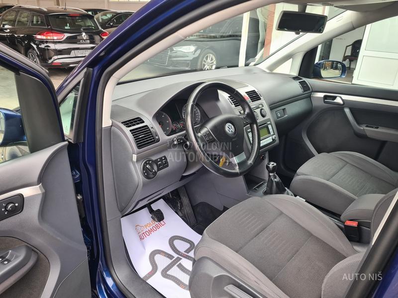 Volkswagen Touran HIGHLINE