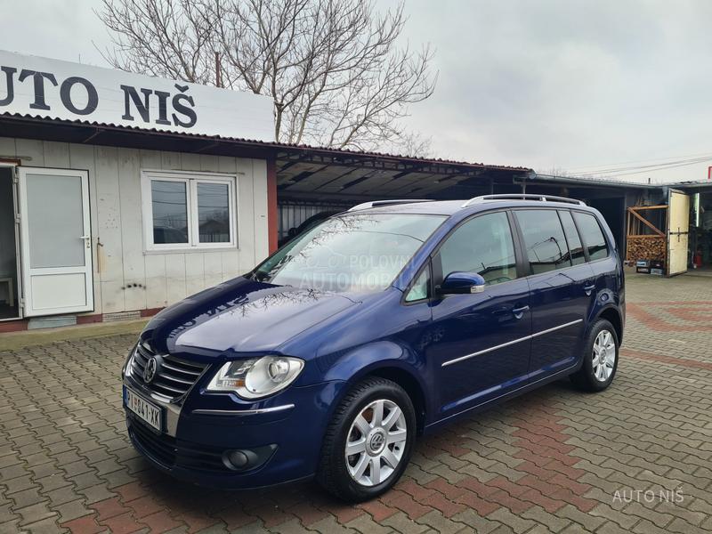 Volkswagen Touran HIGHLINE