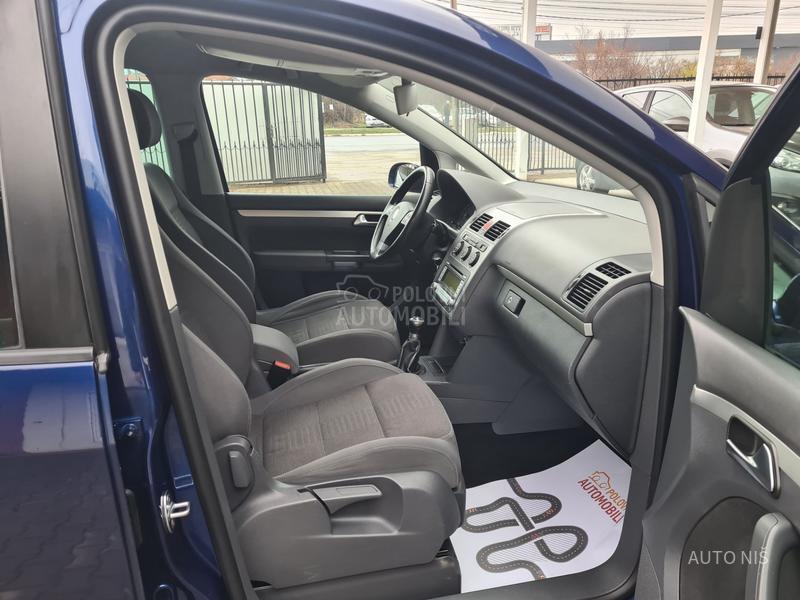 Volkswagen Touran HIGHLINE