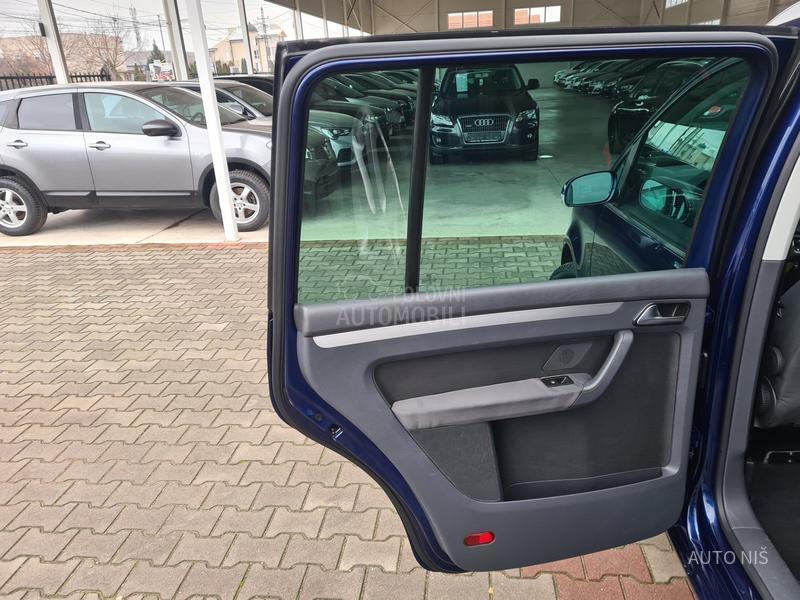 Volkswagen Touran HIGHLINE