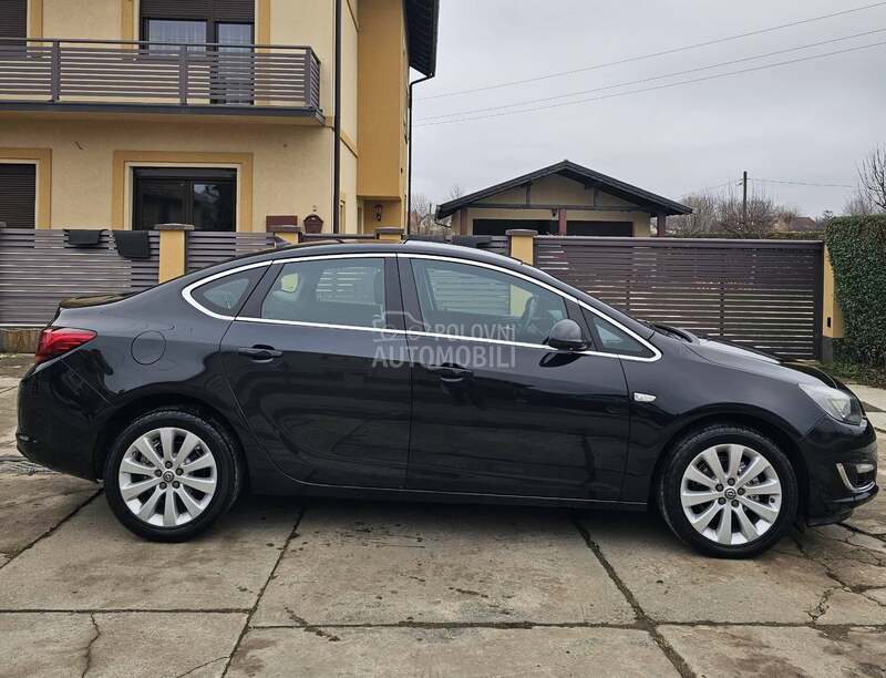 Opel Astra J //COSMO