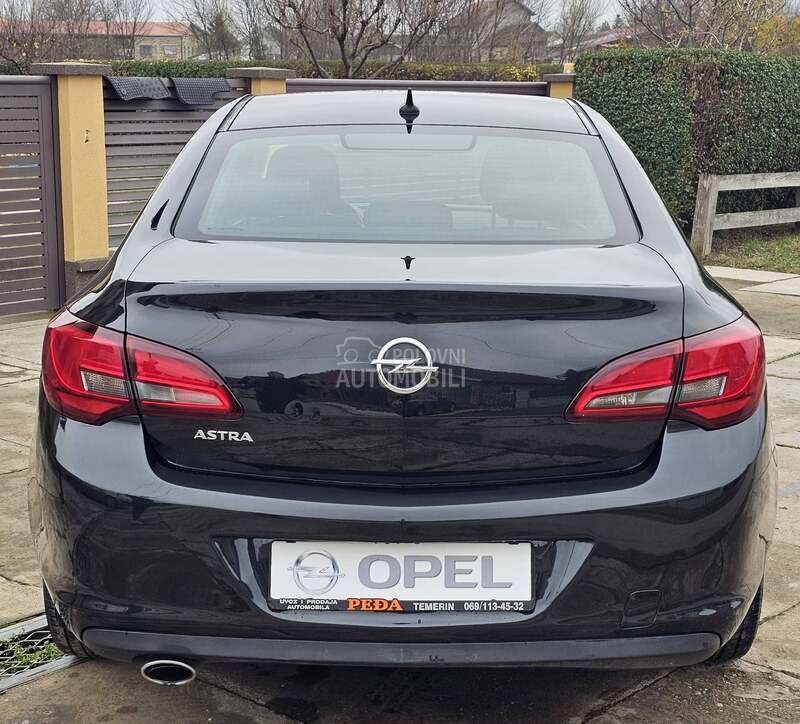 Opel Astra J //COSMO
