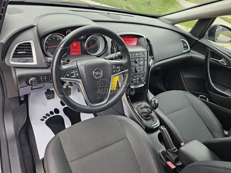 Opel Astra J //COSMO