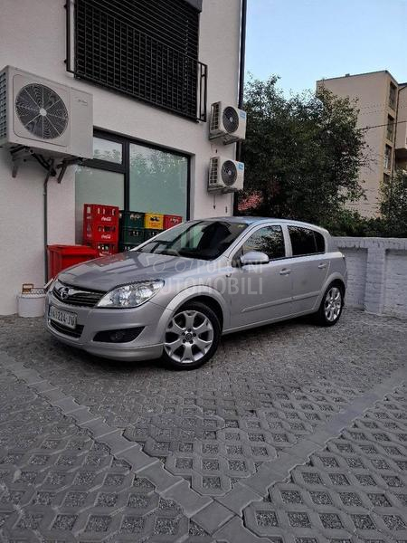 Opel Astra H 