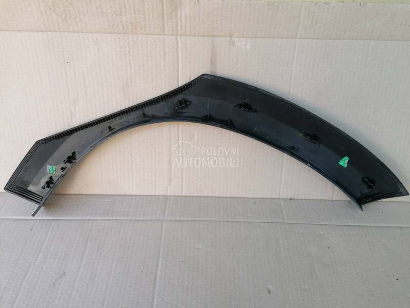 Zadnja desna lajsna ruba