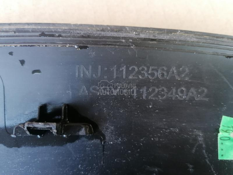 Zadnja desna lajsna ruba