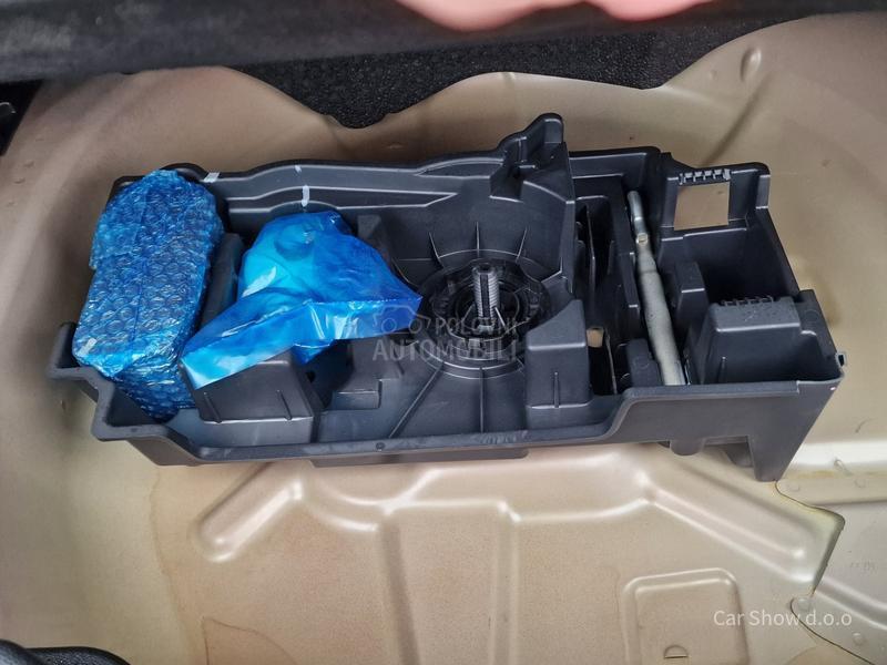 Citroen C4 1.5eHDI/SHINE