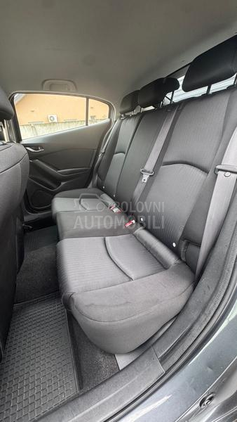 Mazda 3 1.5b SkYactive
