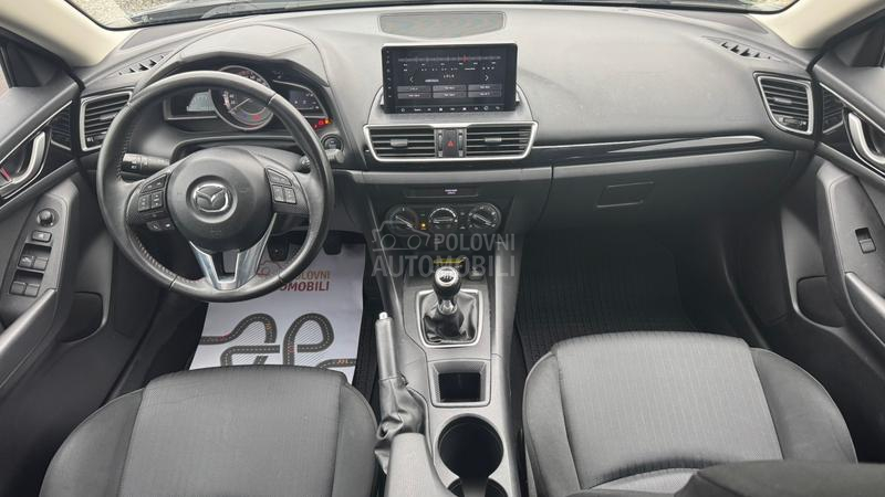 Mazda 3 1.5b SkYactive