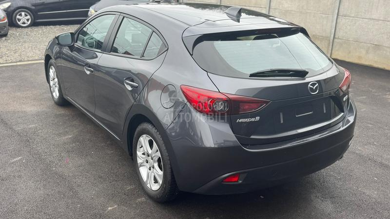 Mazda 3 1.5b SkYactive