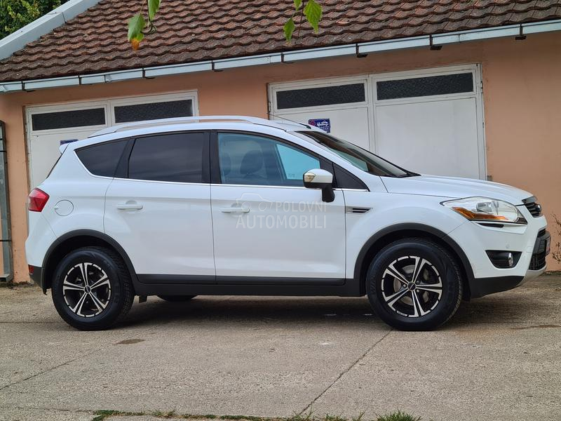 Ford Kuga 2.0tdci 4x4 TITANIUM