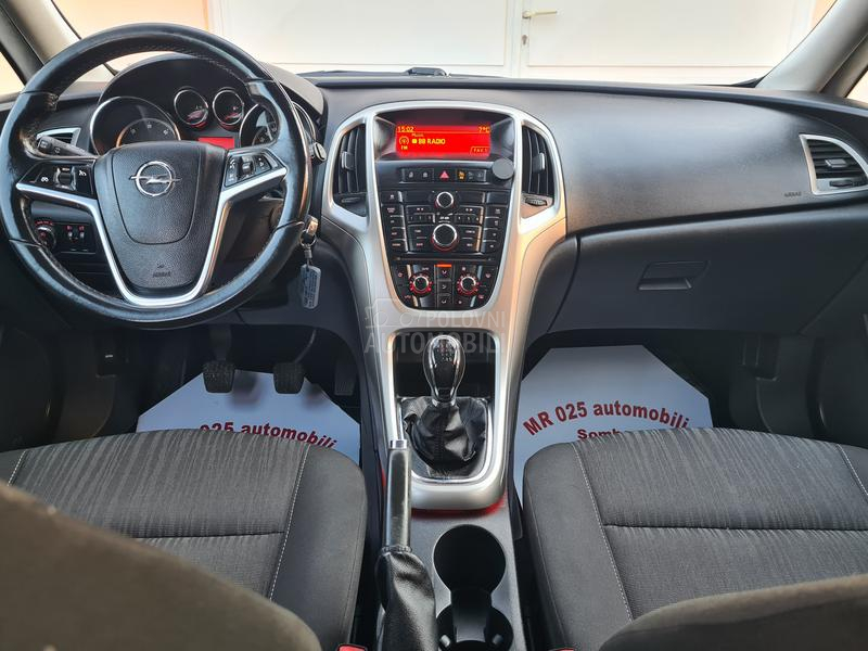 Opel Astra J 1.7cdti ENJOY