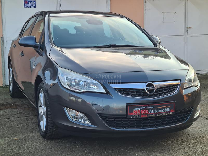 Opel Astra J 1.7cdti ENJOY