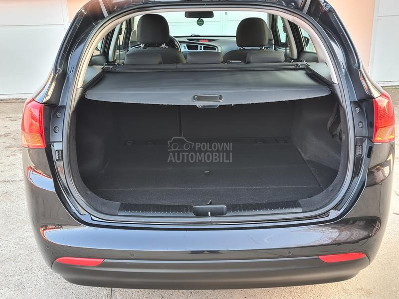 Kia cee`d sw 1.6crdi Champion