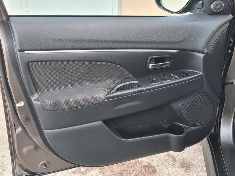 Mitsubishi ASX 1.8DI-D 4x4 PAANORAM