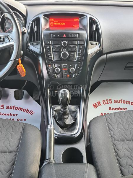 Opel Astra J 1.7cdti ACTIVE