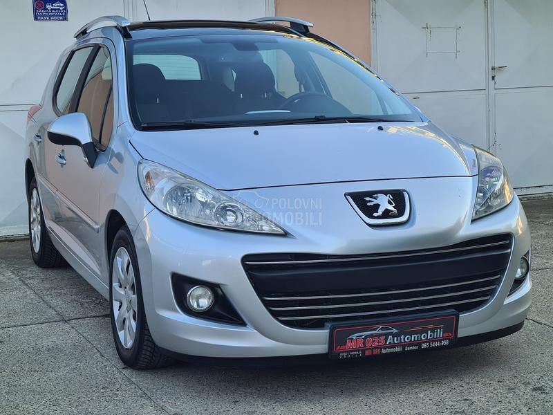 Peugeot 207 1.6hdi PAANORAMA