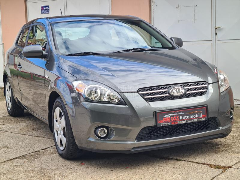 Kia cee`d 1.4 Cvvt model