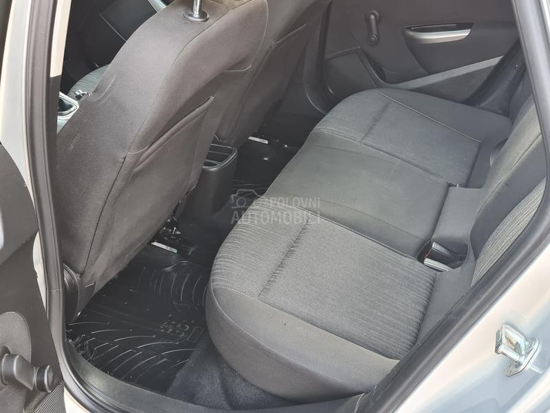 Opel Astra J 1.6 NAAVIGACIJA