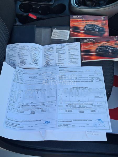 Opel Astra J 1.6 NAAVIGACIJA