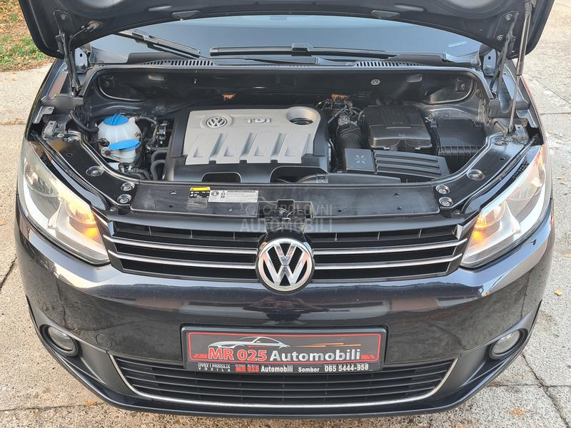 Volkswagen Touran 1.6tdi NAAVIGACIJA