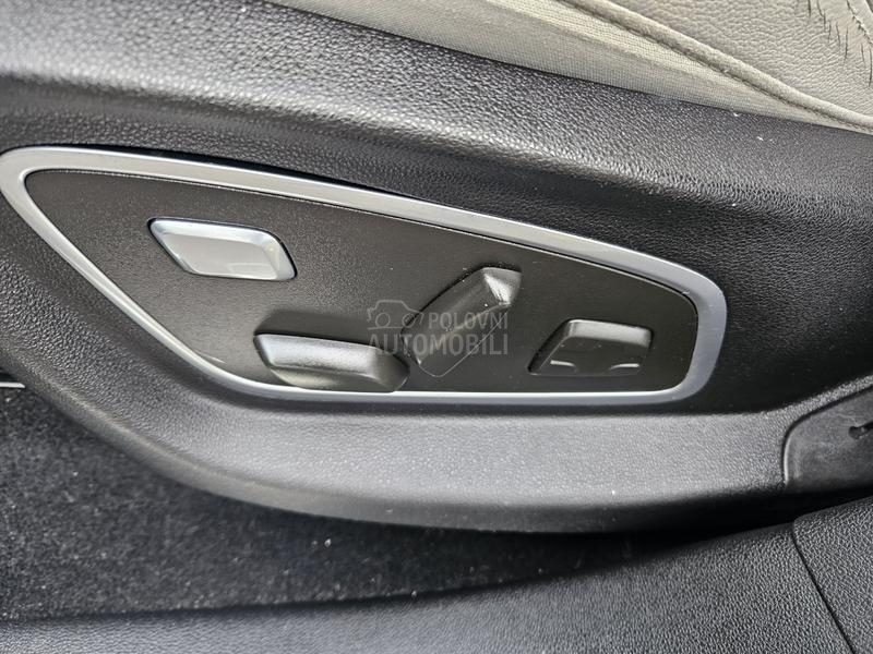 Renault Scenic 1.2 BOSE F.U.L.L