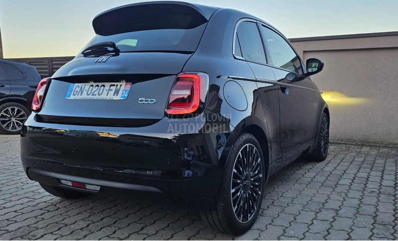 Fiat 500e La prima 3 plus 1