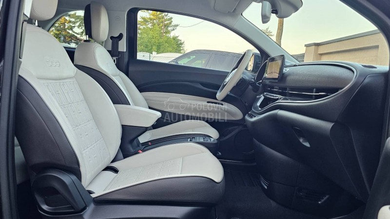 Fiat 500e La prima 3 plus 1
