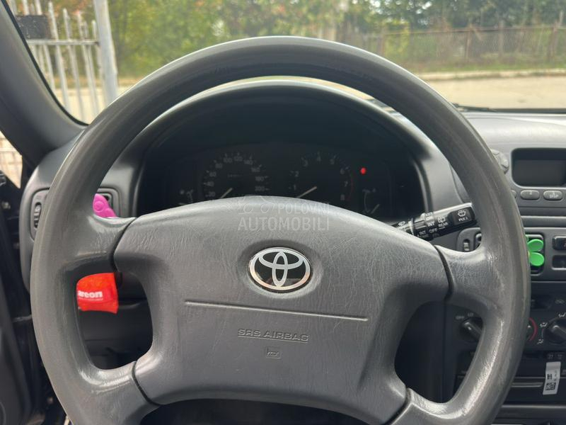 Toyota Corolla 1.4 vvti