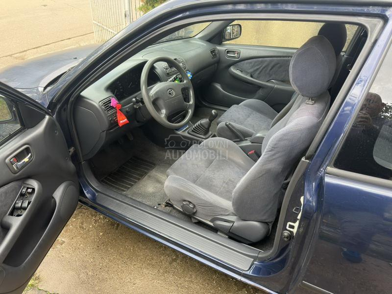 Toyota Corolla 1.4 vvti