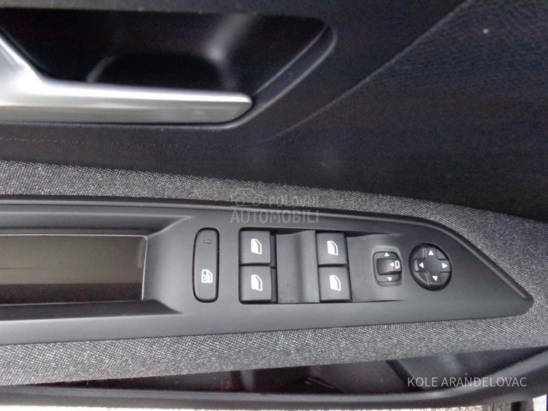 Peugeot 3008 1.5 HDI 2022 AUTO