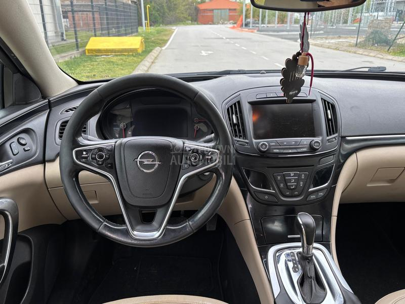 Opel Insignia 2.0