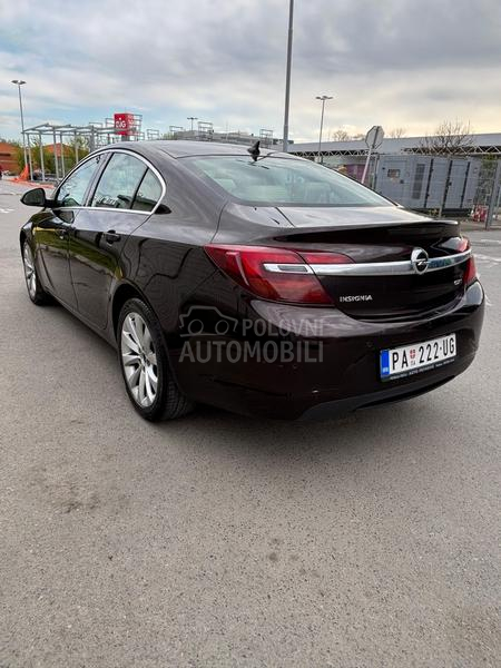 Opel Insignia 2.0