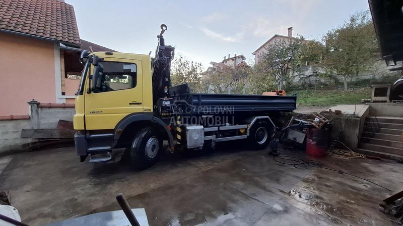 Mercedes Benz 1833 axor