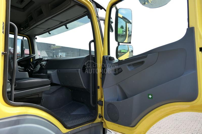 Mercedes Benz 1833 axor