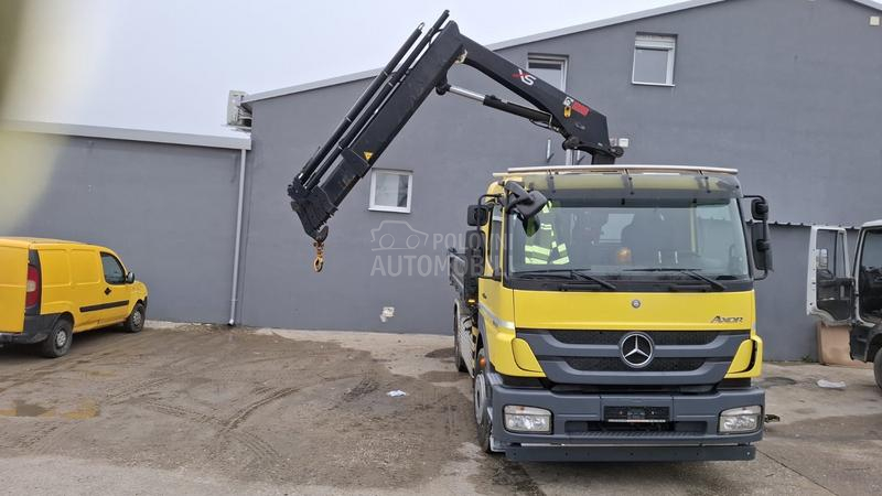 Mercedes Benz 1833 axor