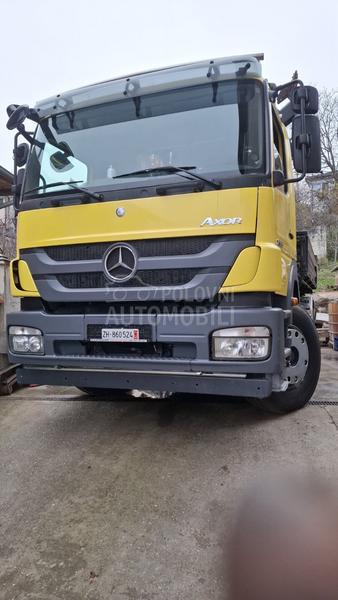 Mercedes Benz 1833 axor
