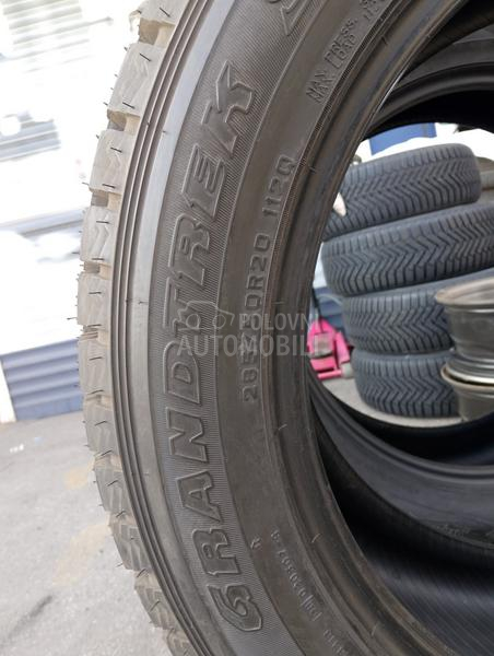 Dunlop 285/50 R20 Zimska
