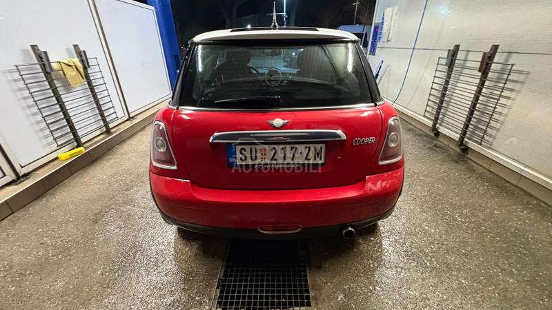 MINI Cooper 1,6