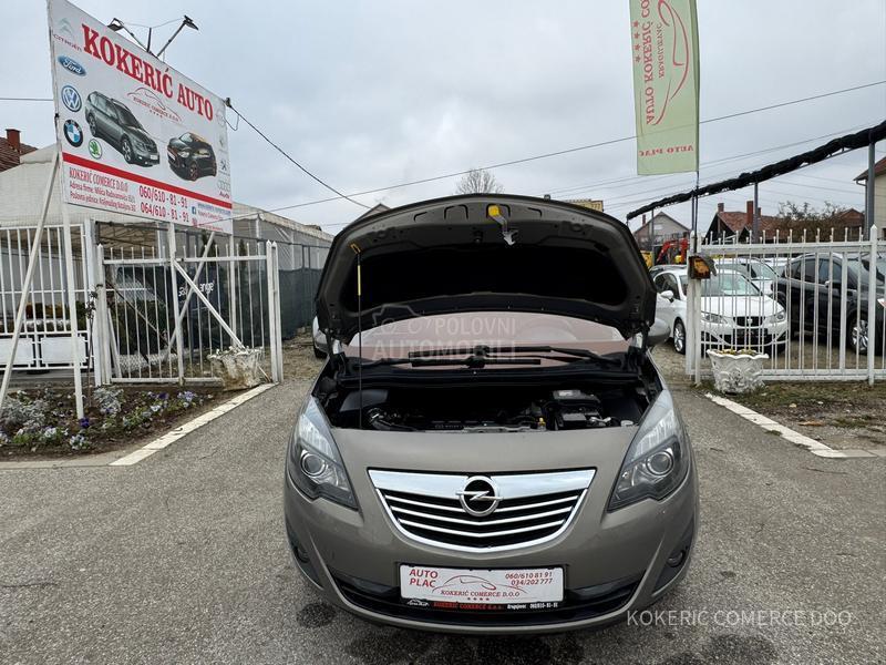 Opel Meriva 1.4 COSMO CH