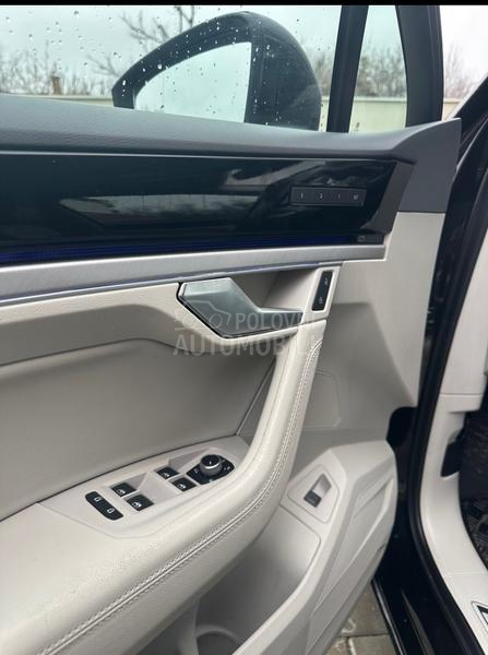 Volkswagen Touareg Tuareg 3.0 R-line