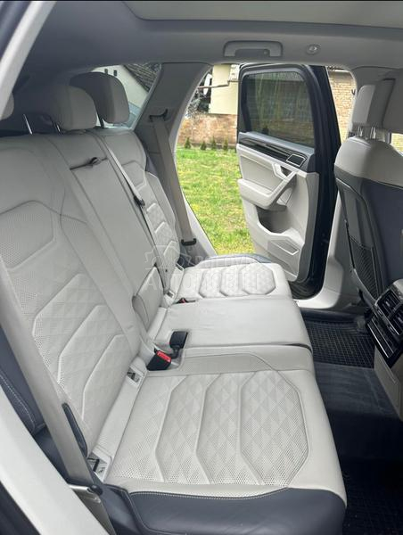 Volkswagen Touareg Tuareg 3.0 R-line